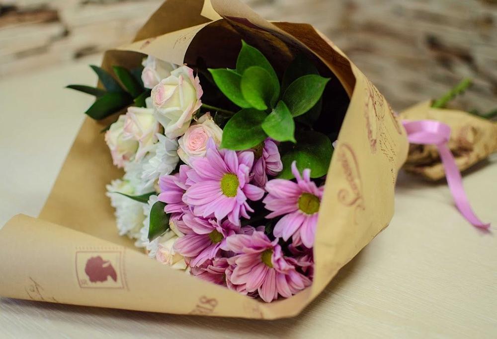 Букет цветов из: Розы и Хризантемы в Колывани