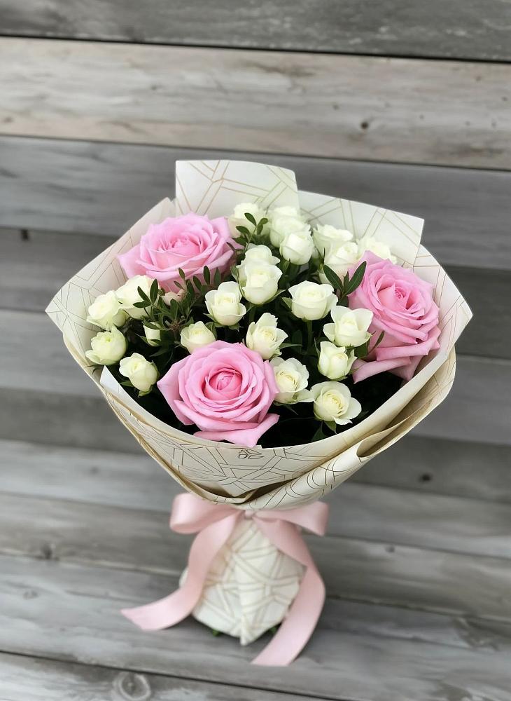 Букет цветов из: Розы в Колывани