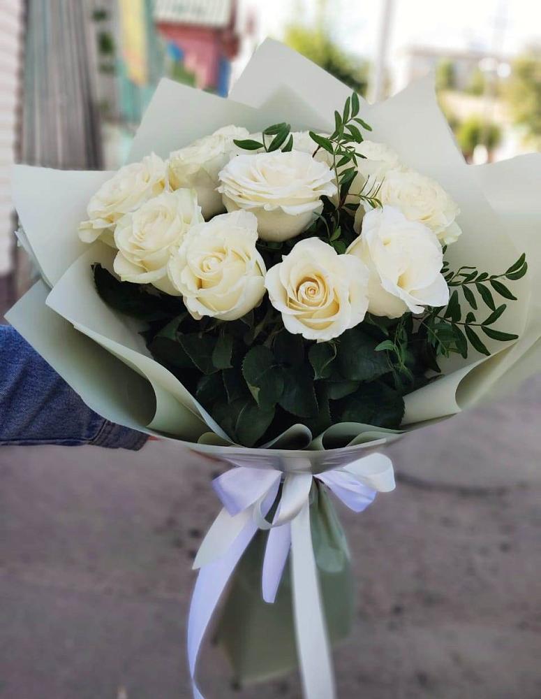 Букет Белые розы Проуд в Колывани