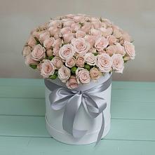 Цветочная композиция из Розы в шляпной коробке в Колывани