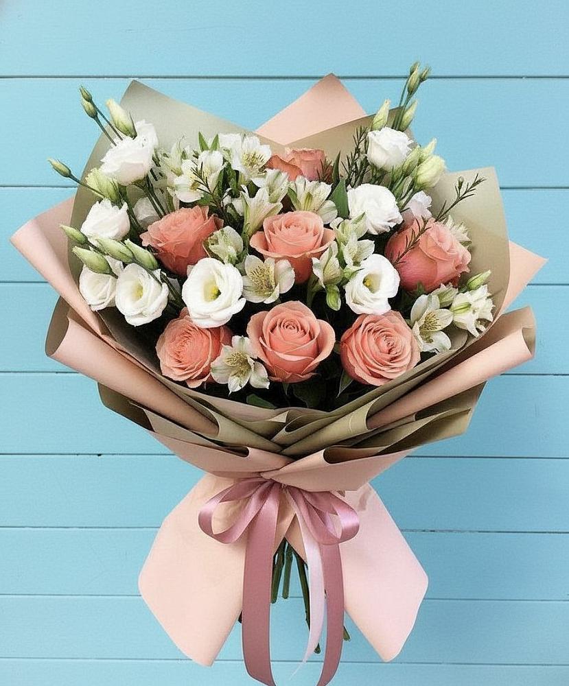 Букет цветов из: Розы, Альстромерии и Лизиантусы в Колывани