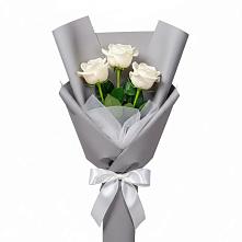 Букет 3 белые розы в Колывани
