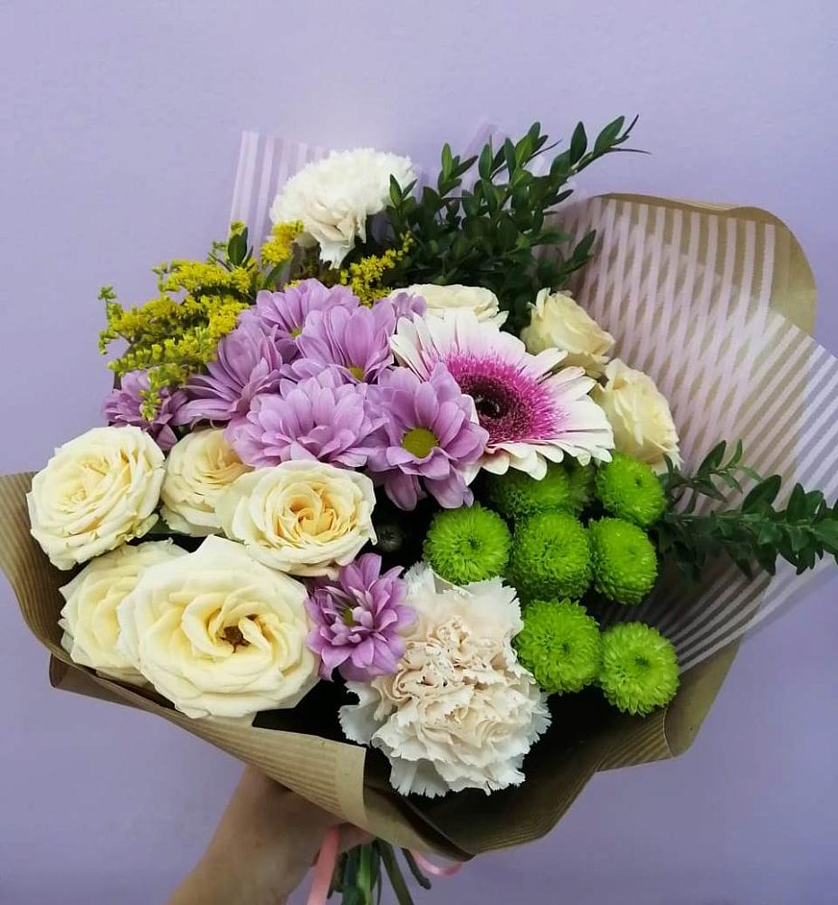 Букет цветов из: Хризантемы, Розы, Гвоздики и Герберы в Колывани