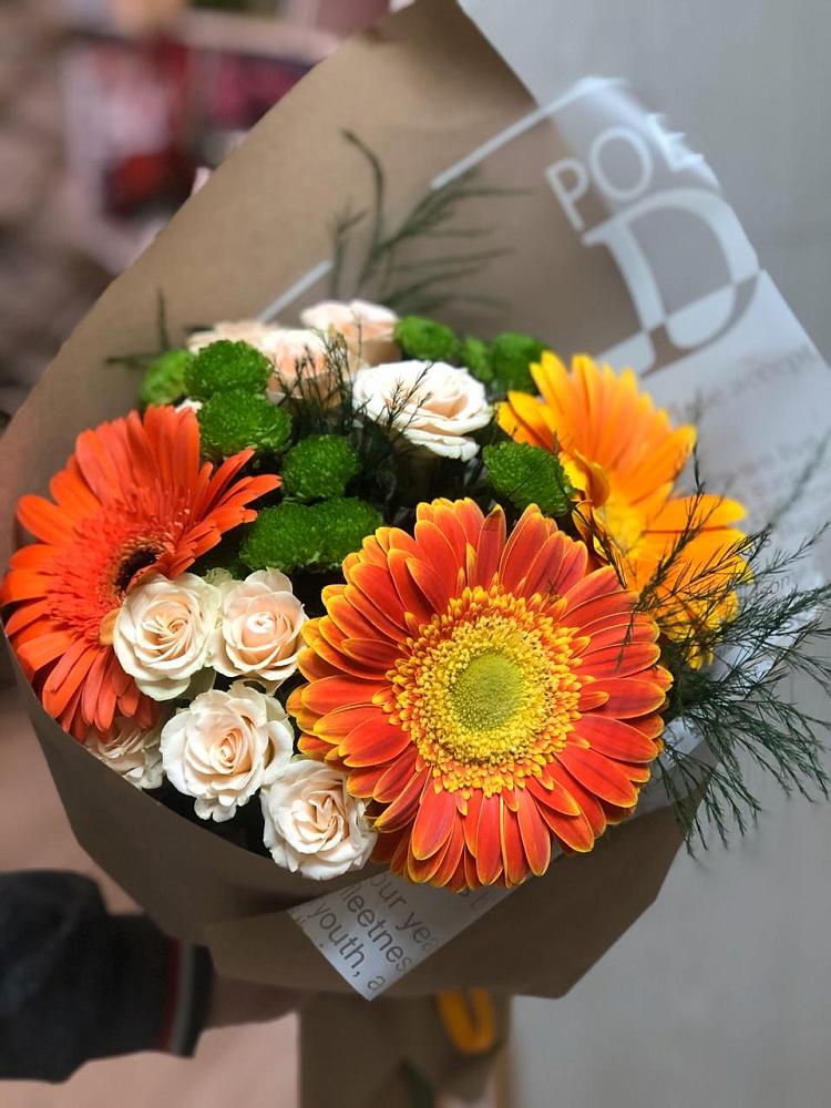 Букет цветов из: Герберы, Хризантемы и Розы в Колывани