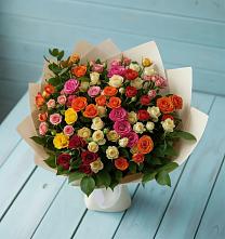 Букет Микс из разноцветных кустовых роз в Колывани